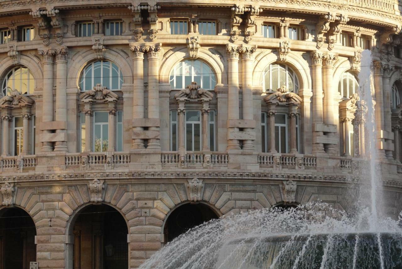 Dietro Il Teatro Modena Apartment Genoa