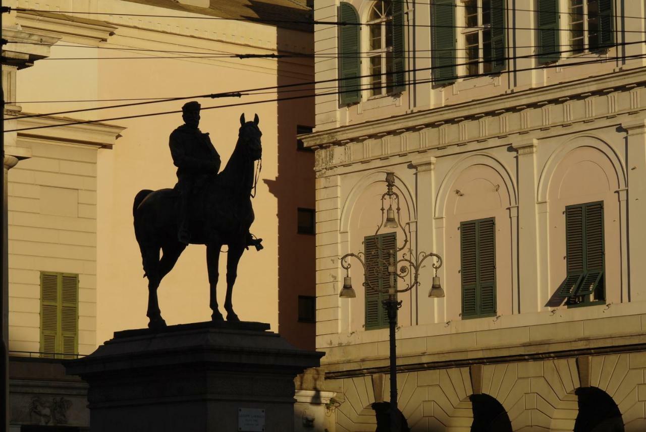 Dietro Il Teatro Modena Apartment Genoa